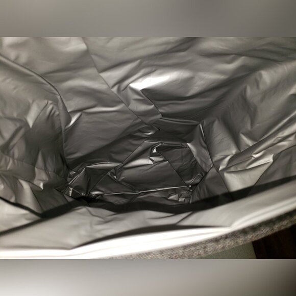 Mountain Dew Rolltop Cooler Backpack (Gray/Green) - NWOT - Picture 6 of 6